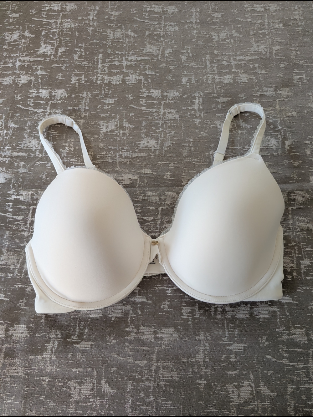 VENUS Cream Molded T-Shirt Bra with Light Padding